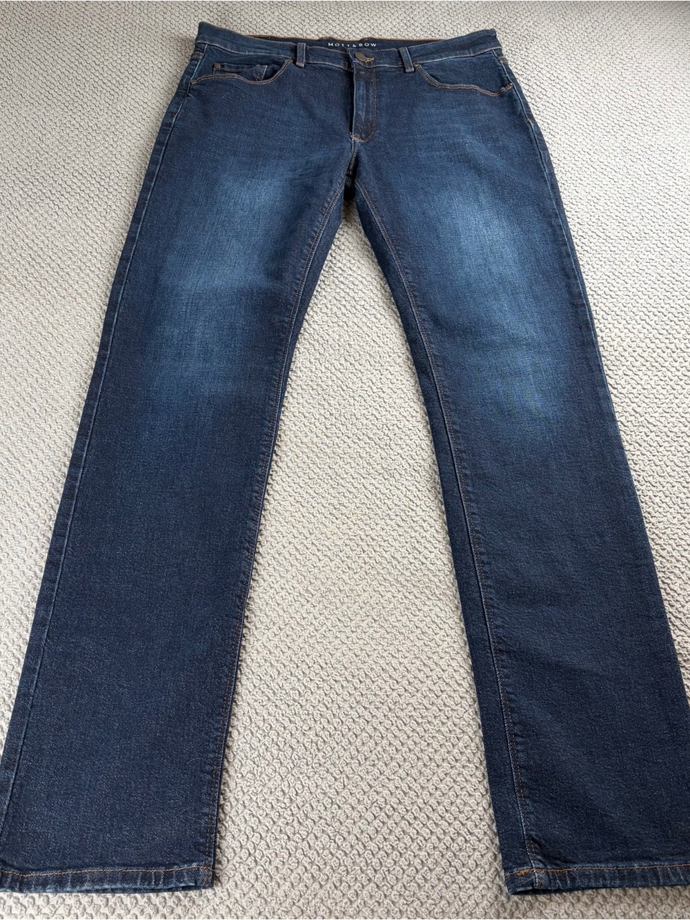 Mott & Bow men’s jeans 35x34 slim like new